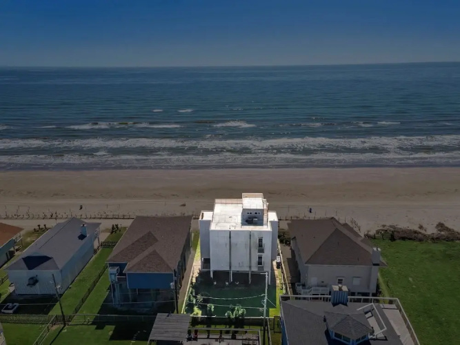 Oceanfront Experience by Ryson Vacation Rentals