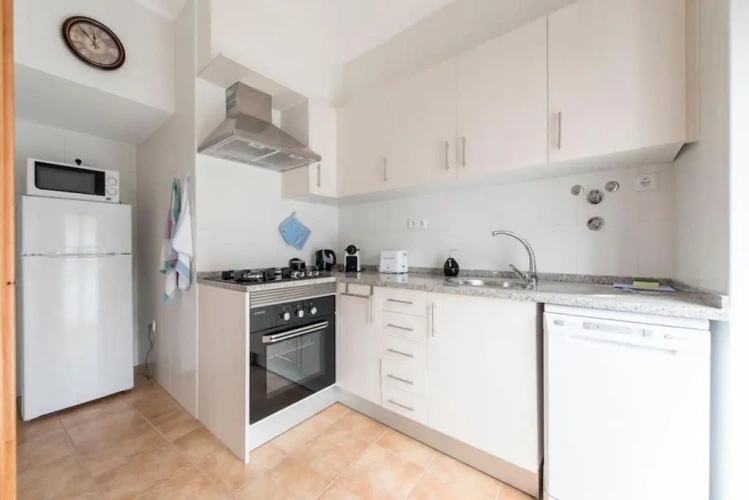 2 Bedrooms Apartment