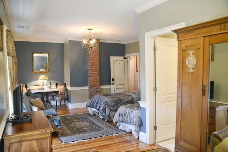 Standard Single room with view