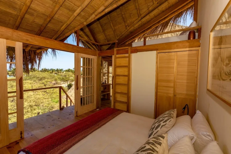 Standard Quadruple room with ocean view