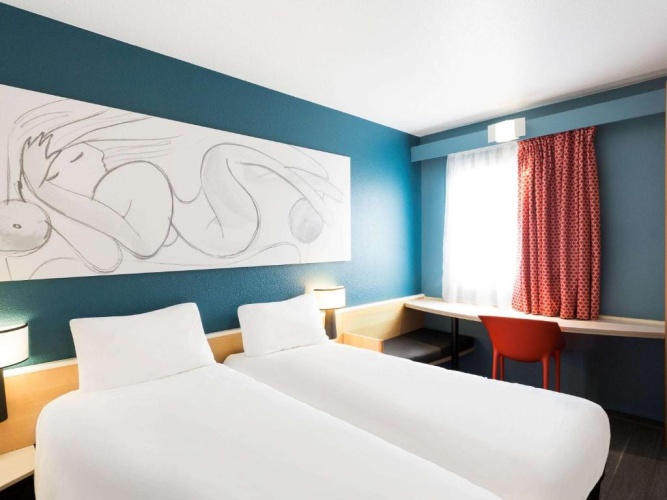 Twin room