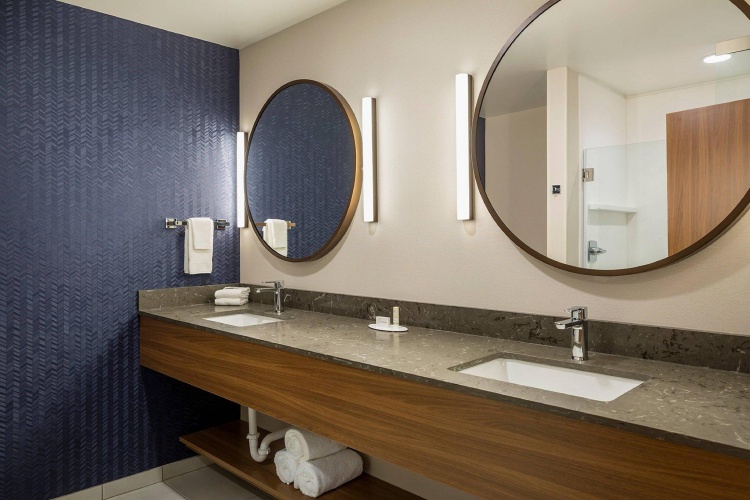 Double Suite