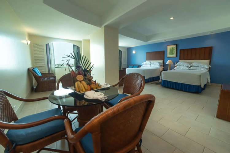Hotel Colón Salinas