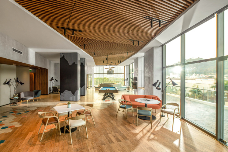 Citadines Marina Halong