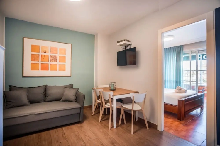 2 Bedrooms Standard Family room