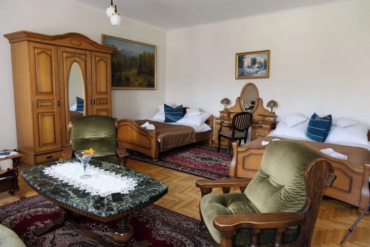 Superior Triple room