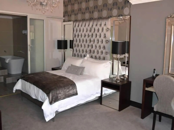 President Hotel & Conference Venue