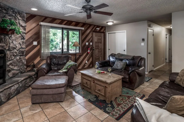 Caudle - Three Bedroom Cabin