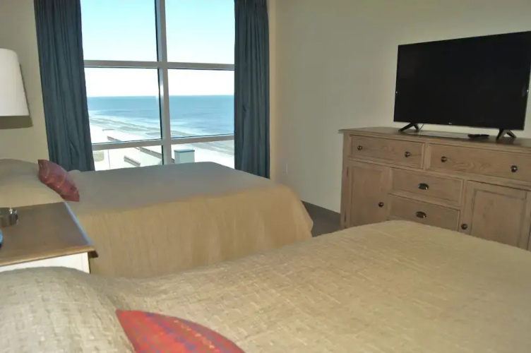Seaside Resort 1003