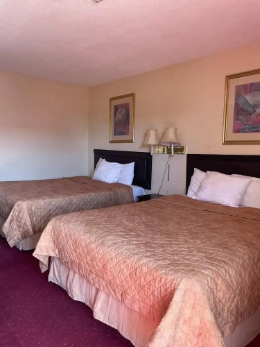 Hotel Rodeway Inn And Suites