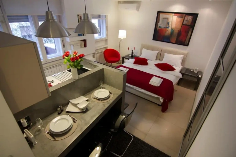 Studio with balcony and with view