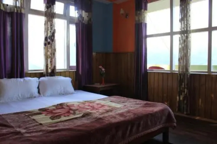 Hotel Valley View