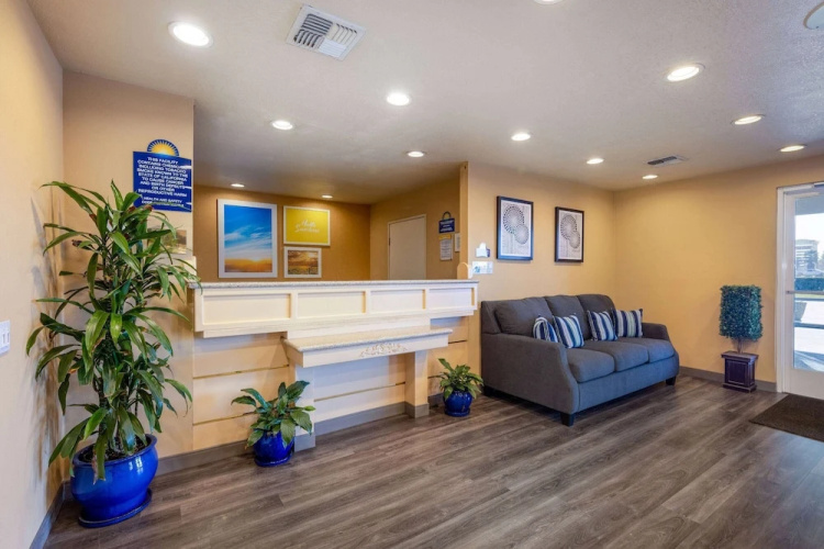 Days Inn Lathrop