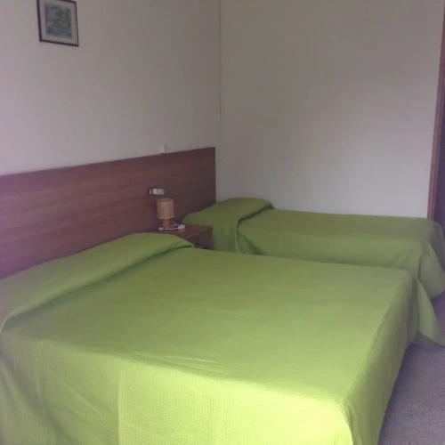 Standard Triple room with balcony