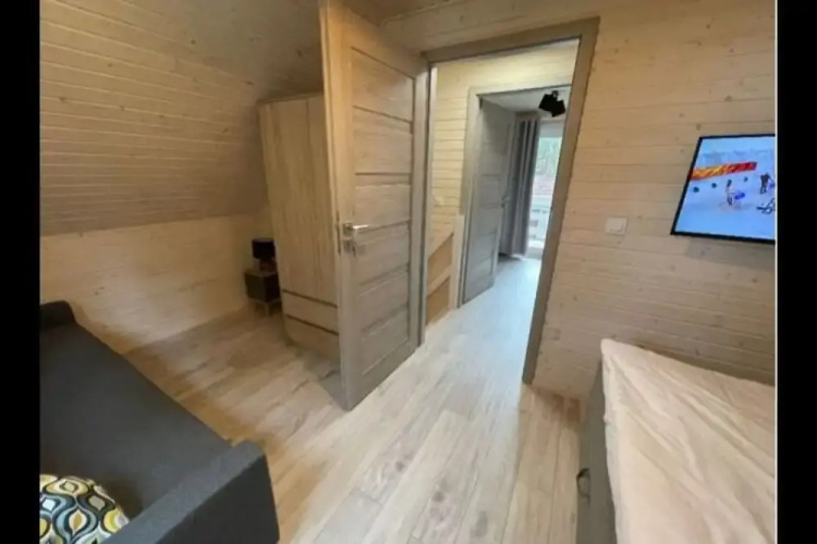House for 6 With Swimming Pool