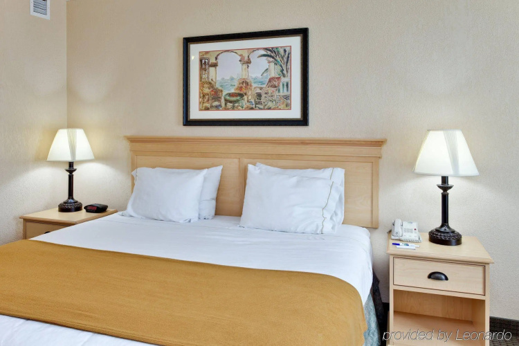 Holiday Inn Express & Suites Daphne- Spanish Fort Area by IHG