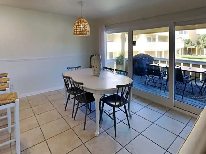 Regency Cabanas D3