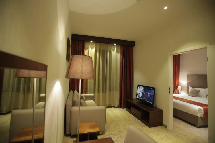 Hotel Nine