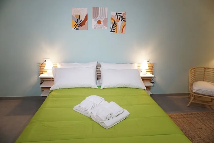 Standard Triple room