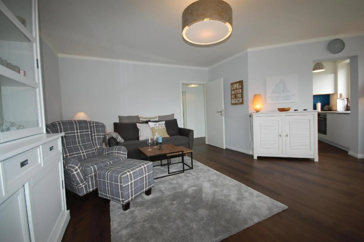 Apartment 22 - Han/012