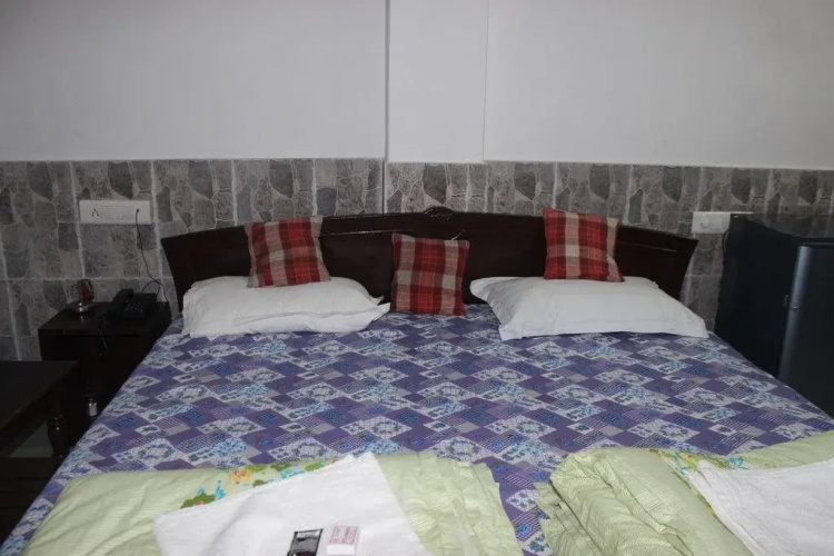 Hotel Kanishka