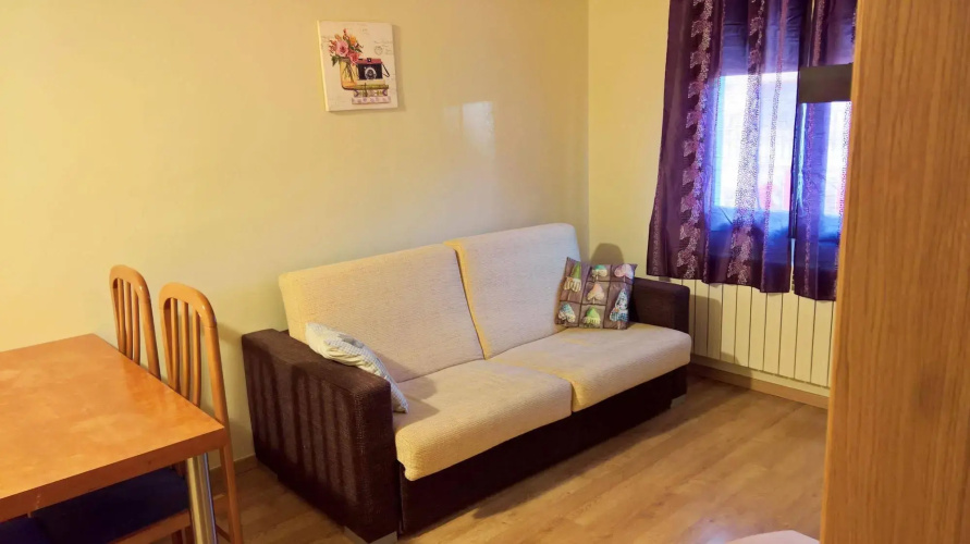 Apartamentos Pantebre 3000