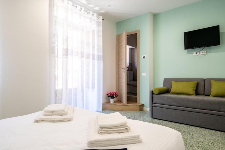 1 Bedroom Apartment