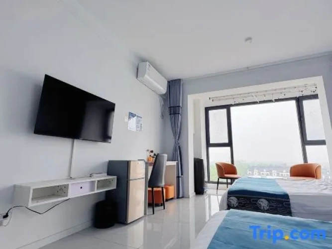 Standard Twin room with sea view