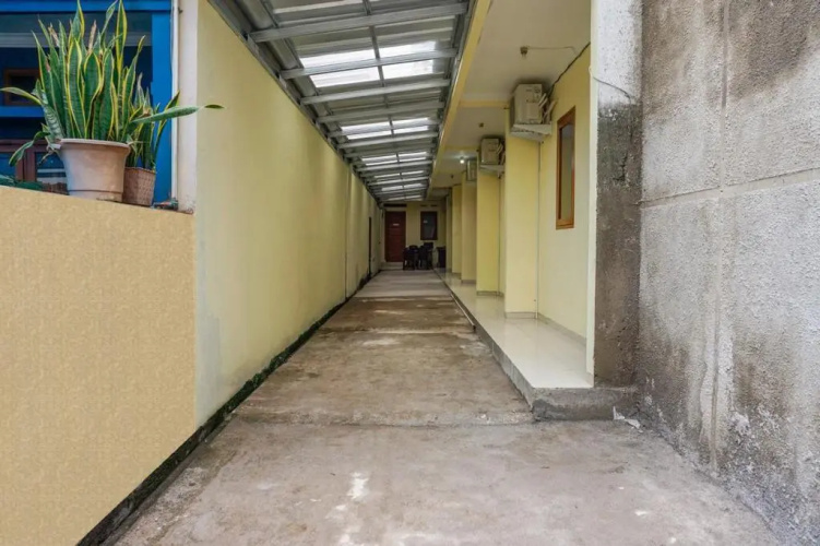 OYO 2401 Ardini Residence