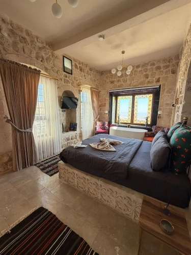 1 Bedroom Deluxe Double room with view