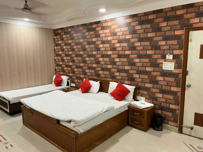 OYO Flagship 80584 Hotel Anand