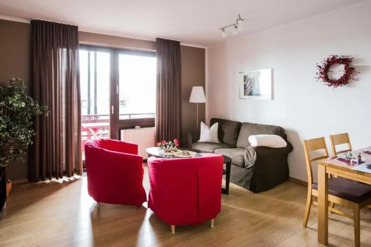 2 Bedrooms Apartment