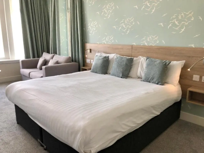 Deluxe Suite