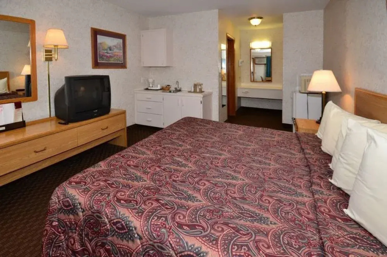 Canby Country Inn