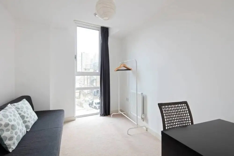 Sleek & Spacious 4 Sleeper, 5 Mins to Moorgate