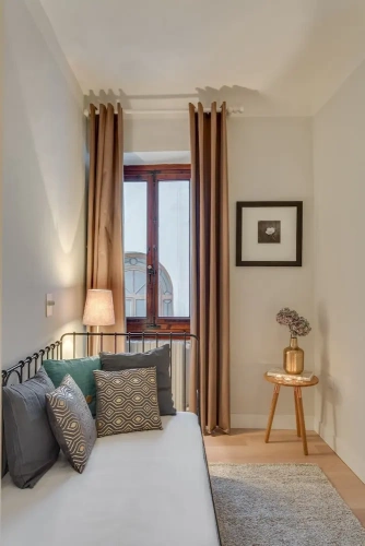 4 Bedrooms Apartment
