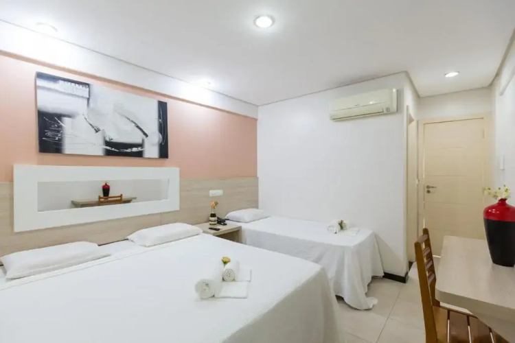 Eunapolis Plaza Hotel