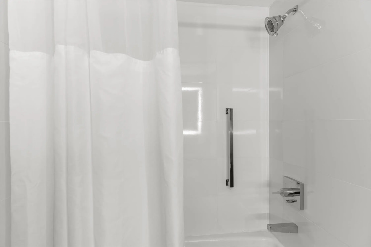 DoubleTree by Hilton Raleigh Midtown photo 11