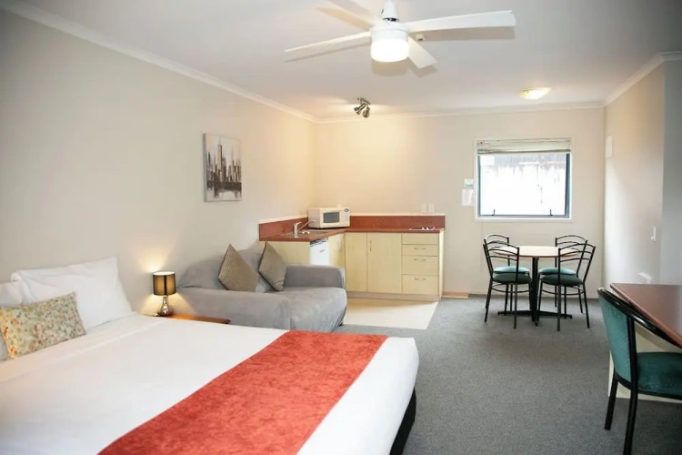 1 Bedroom Executive Double Apartment