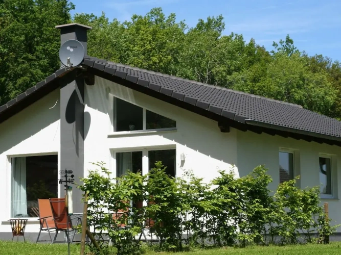 3 Bedrooms Classic Cottage