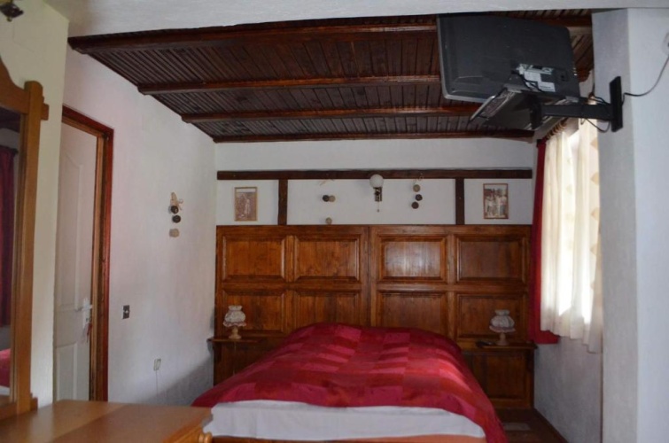Standard Triple room with balcony