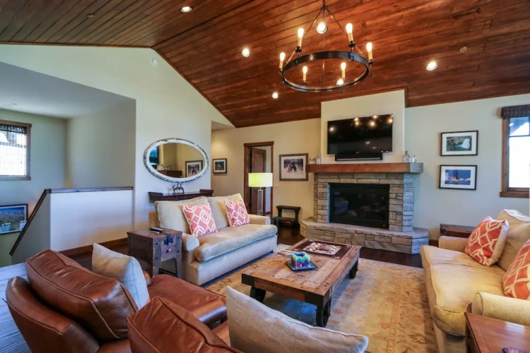 5 Bedrooms Standard room
