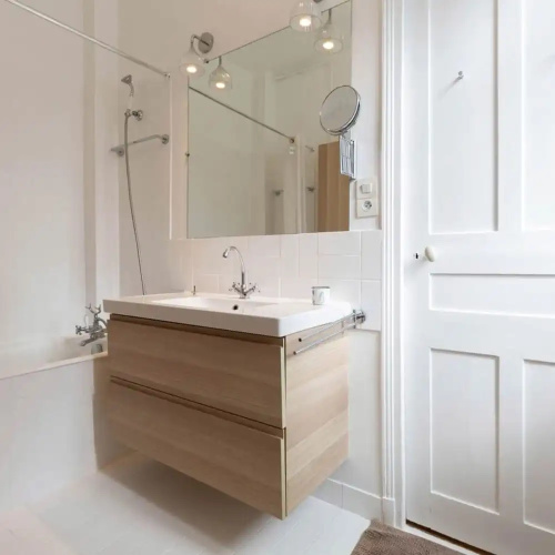 Chic Grenelle 3 Bedroom Apartment in Paris