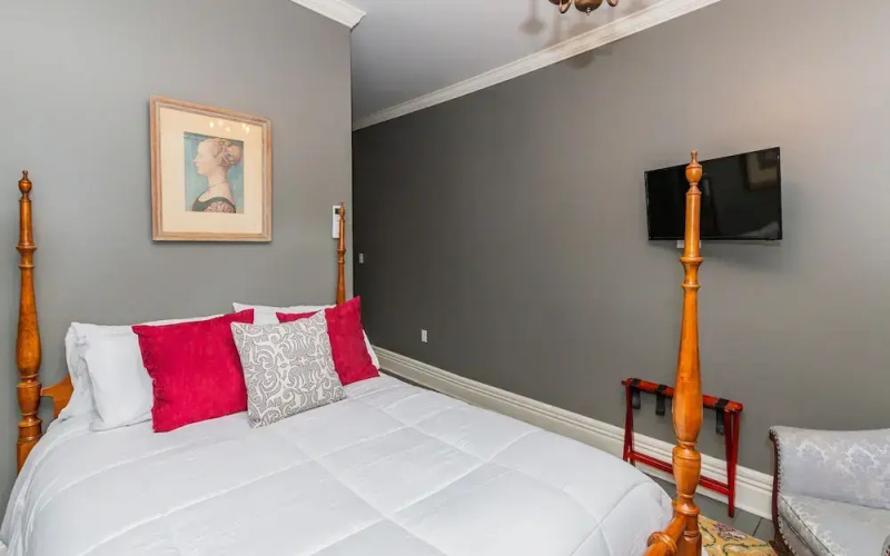 Historic Hotel Broadalbin