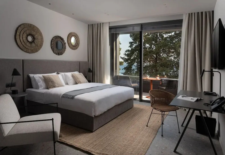 La Vista Suites
