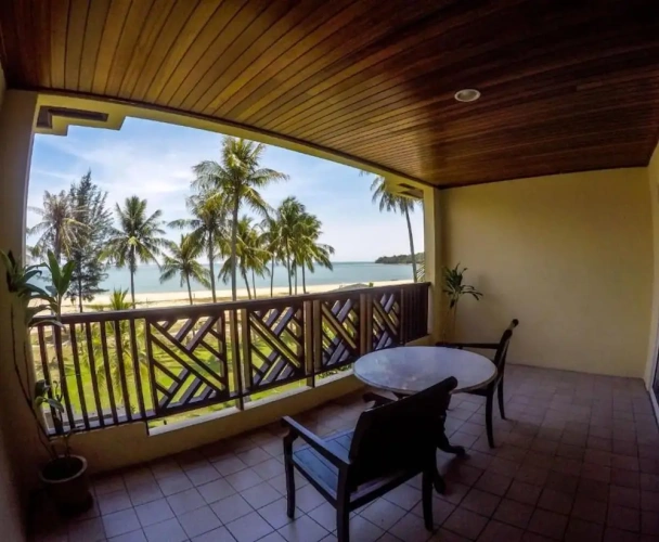 Deluxe Twin room with balcony and with sea view