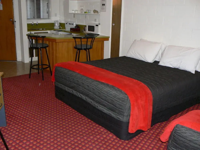 Sylvan Lodge Motel