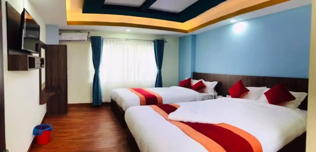 Standard Triple room