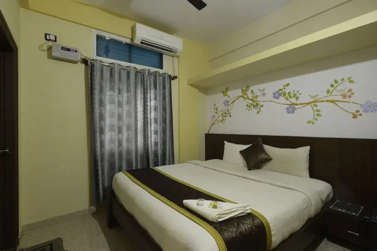 iROOMZ DMS Suites