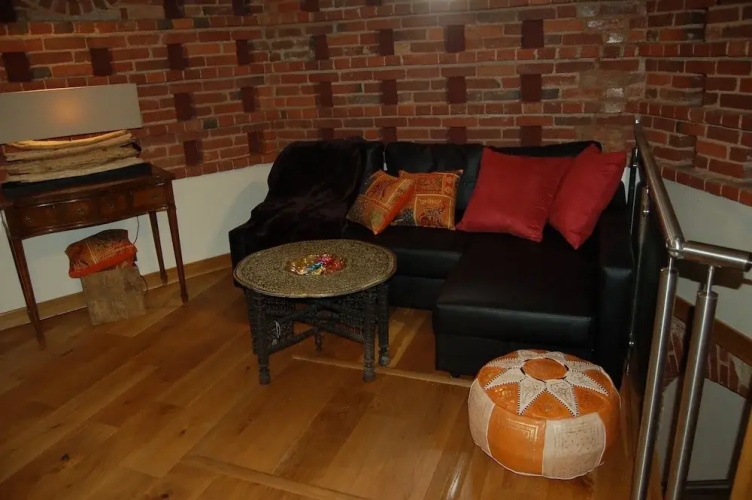 The Hyde Dovecote Kinver, pet Friendly Holiday let